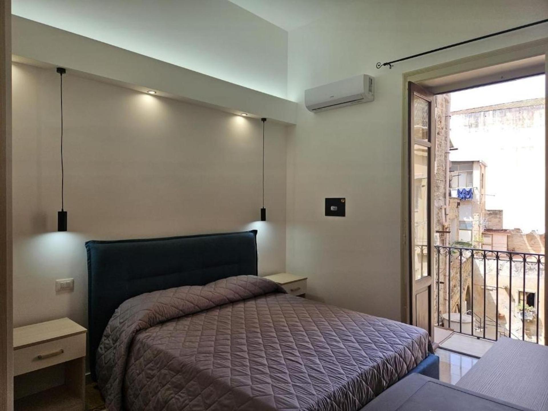 La Casa Di Nina Bed & Breakfast ปาแลร์โม ภายนอก รูปภาพ